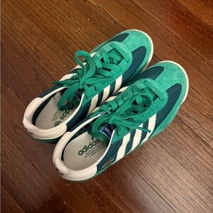 Adidas Kids Teal and White Sneakers